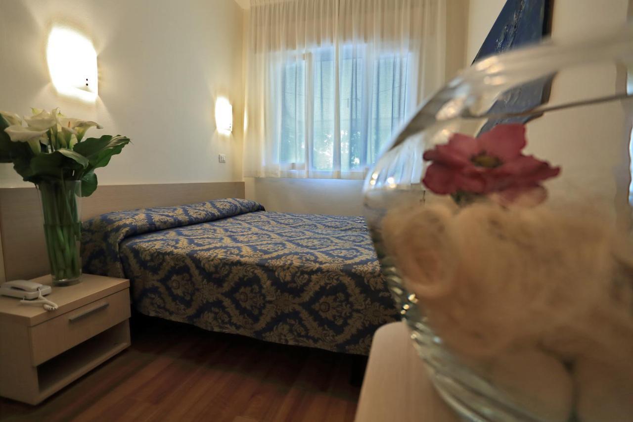 Hotel Castiglione Lignano Sabbiadoro Zewnętrze zdjęcie