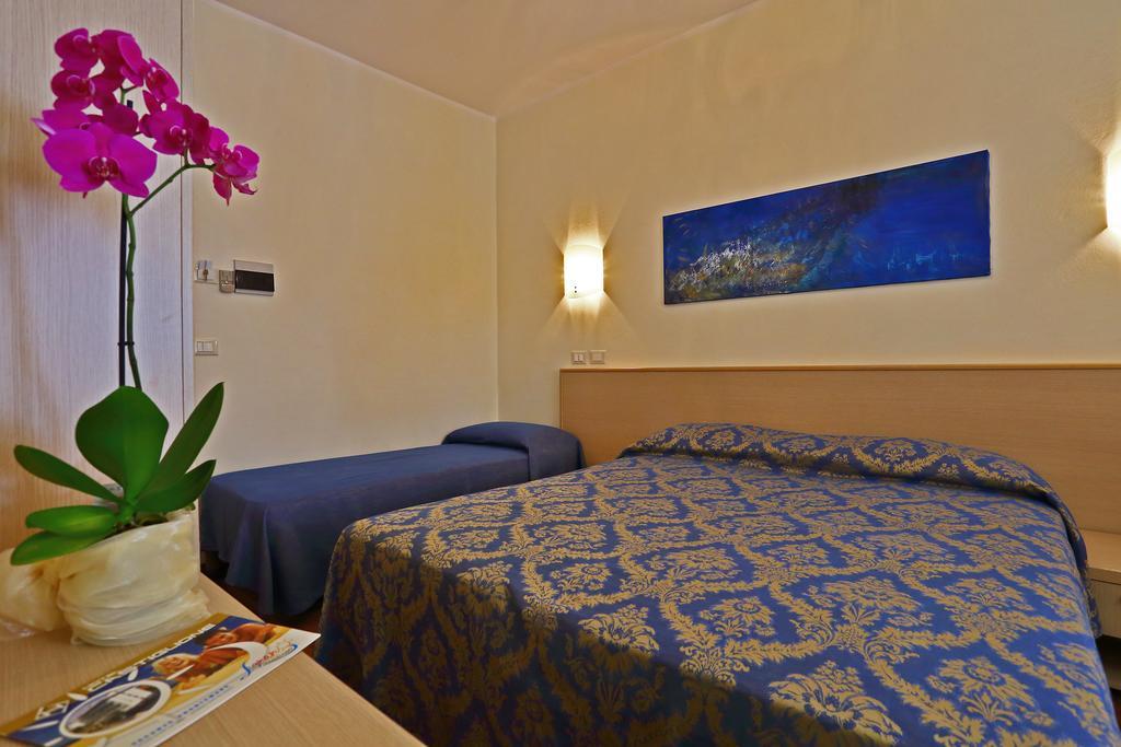 Hotel Castiglione Lignano Sabbiadoro Zewnętrze zdjęcie