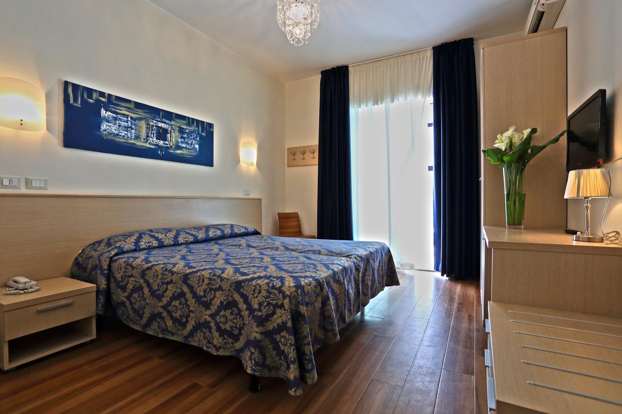 Hotel Castiglione Lignano Sabbiadoro Zewnętrze zdjęcie