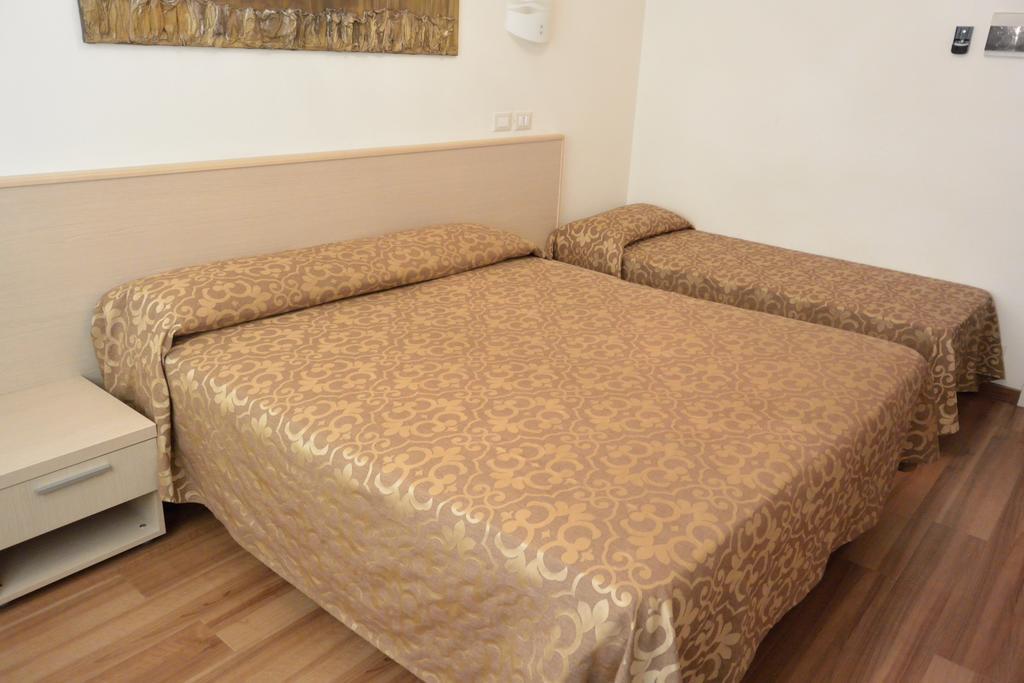 Hotel Castiglione Lignano Sabbiadoro Zewnętrze zdjęcie